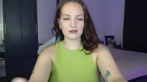 Snapshot of eviik chatting on October 15, 2025, 9:04 pm Lessie online show from October 15, 2025, 9:04 pm