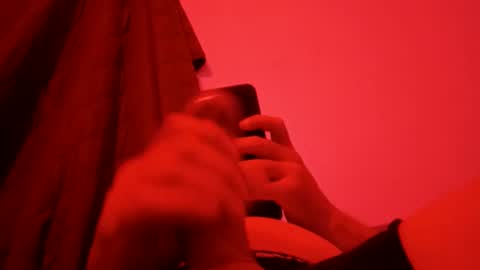 evilinjun_no9 online show from February 5, 2025, 12:38 pm