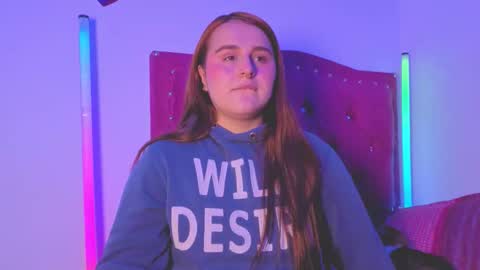 Snapshot of evy_orange1 chatting on October 18, 2025, 1:08 am EVY online show from October 18, 2025, 1:08 am