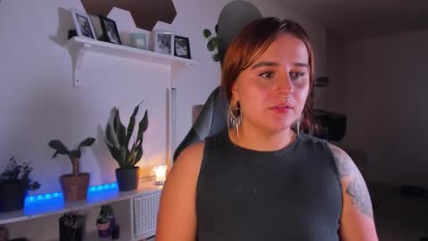 Snapshot of evy_orange1 chatting on February 5, 2026, 12:26 am EVY online show from February 5, 2026, 12:26 am