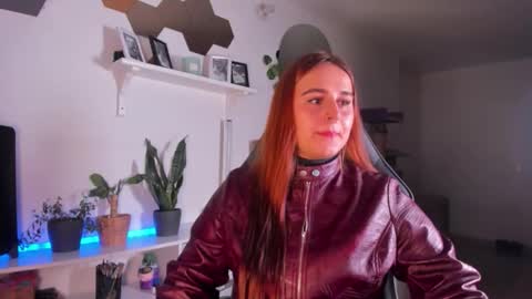 Snapshot of evy_orange1 chatting on February 9, 2026, 4:27 am EVY online show from February 9, 2026, 4:27 am