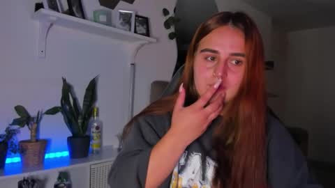 Snapshot of evy_orange1 chatting on February 11, 2026, 2:49 am EVY online show from February 11, 2026, 2:49 am