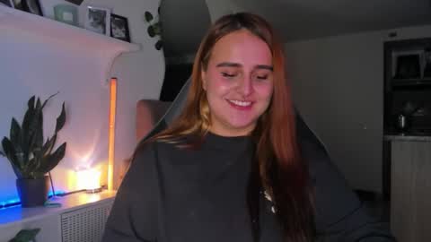 Snapshot of evy_orange1 chatting on February 19, 2026, 3:57 am EVY online show from February 19, 2026, 3:57 am