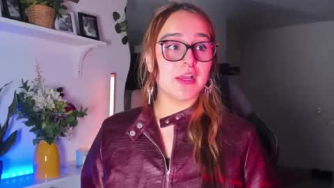 Snapshot of evy_orange1 chatting on February 26, 2026, 3:49 am EVY online show from February 26, 2026, 3:49 am