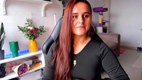 EVY online show from March 16, 2026, 3:27 pm