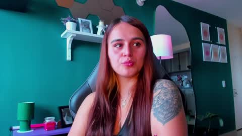 Snapshot of evy_orange1 chatting on May 15, 2026, 6:26 pm EVY online show from May 15, 2026, 6:26 pm