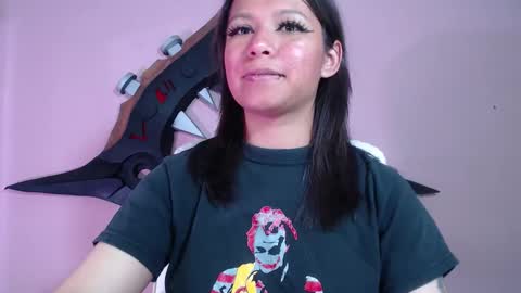 Im Evy online show from November 23, 2025, 5:57 pm