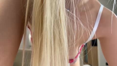 Eva m1racle  online show from February 6, 2026, 8:45 pm