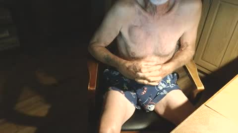 ewjackaz online show from April 3, 2026, 4:10 am