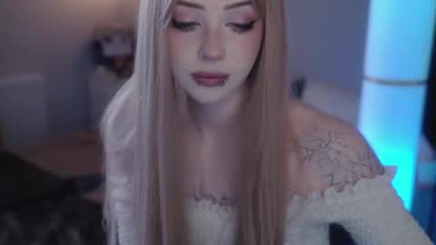 Snapshot of ex_angel chatting on February 25, 2025, 11:19 am Alyson online show from February 25, 2025, 11:19 am