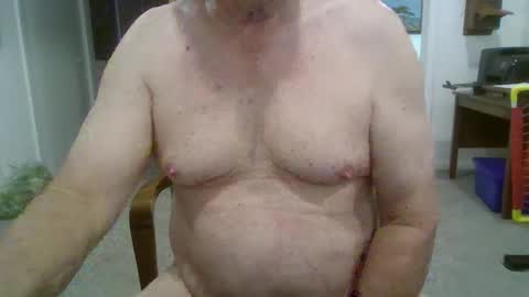 was excitablyguy hacked online show from November 5, 2025, 3:34 pm