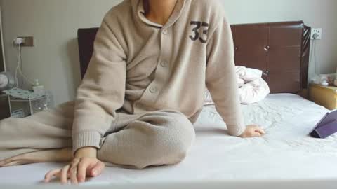 exhibitionism44 online show from January 6, 2025, 4:58 am