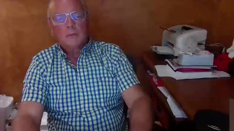 Snapshot of exhibitman69_ldb chatting on February 15, 2026, 1:35 am exhibitman69_ldb online show from February 15, 2026, 1:35 am