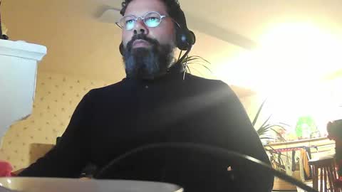 Snapshot of exibdevil chatting on December 9, 2024, 4:47 pm Gio online show from December 9, 2024, 4:47 pm