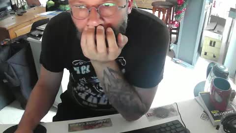 Snapshot of exibdevil chatting on January 5, 2025, 3:45 pm Gio online show from January 5, 2025, 3:45 pm