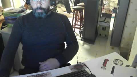 Snapshot of exibdevil chatting on January 13, 2025, 8:15 pm Gio online show from January 13, 2025, 8:15 pm