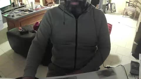 Snapshot of exibdevil chatting on October 15, 2025, 8:09 pm Gio online show from October 15, 2025, 8:09 pm