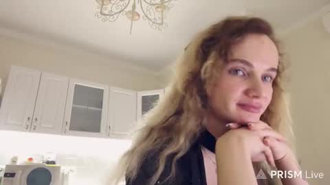 eximi online show from February 18, 2026, 9:33 pm