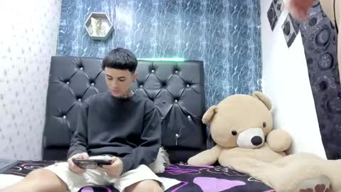 exotichot_couple online show from February 18, 2026, 11:11 pm