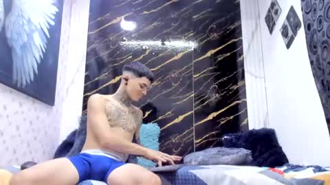 Snapshot of exotichot_couple chatting on June 18, 2026, 9:52 pm exotichot_couple online show from June 18, 2026, 9:52 pm