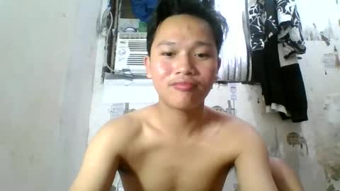 Snapshot of exotichugecock chatting on January 14, 2025, 10:44 pm Jan online show from January 14, 2025, 10:44 pm