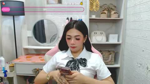 Snapshot of exotictssavie chatting on October 23, 2025, 2:44 am exotictssavie online show from October 23, 2025, 2:44 am