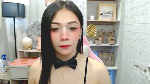 Snapshot of exotictssavie chatting on November 12, 2025, 4:29 pm exotictssavie online show from November 12, 2025, 4:29 pm