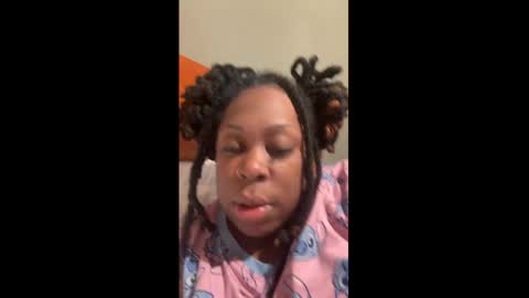 exotiiccmonroe1 online show from November 27, 2025, 4:09 pm