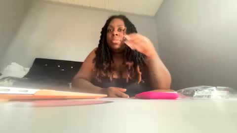 exotiiccmonroe1 online show from February 16, 2026, 7:54 pm