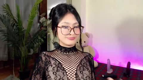 Snapshot of expensive_candyx chatting on January 5, 2025, 5:51 pm Candy online show from January 5, 2025, 5:51 pm