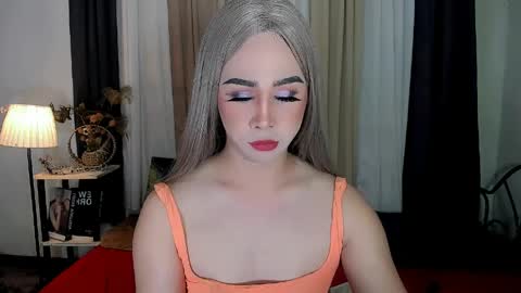 expensive_elise online show from April 2, 2026, 4:10 am