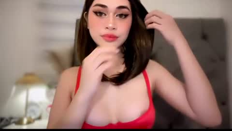 chloee online show from June 18, 2026, 9:14 am