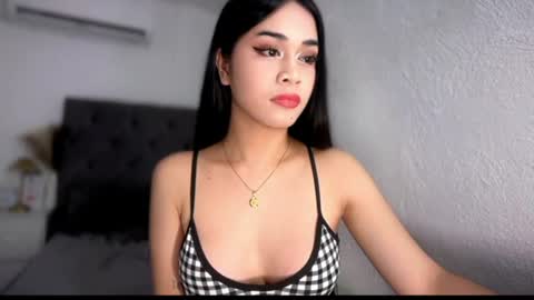 chloee online show from July 14, 2026, 2:16 am