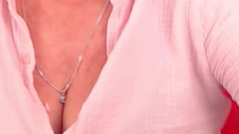 Alana online show from April 21, 2026, 11:18 pm