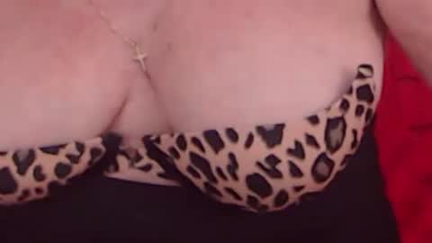 Alana online show from June 14, 2026, 2:35 am