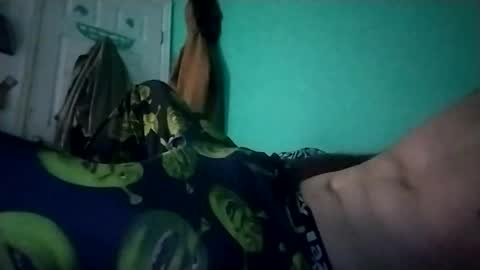 Snapshot of experttreecompany chatting on March 2, 2026, 5:52 am experttreecompany online show from March 2, 2026, 5:52 am