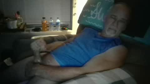 Snapshot of eyegasms2112 chatting on May 23, 2026, 4:50 am Edger online show from May 23, 2026, 4:50 am