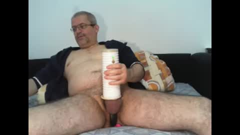 Snapshot of eyes12 chatting on February 13, 2025, 12:54 pm GEORGE online show from February 13, 2025, 12:54 pm