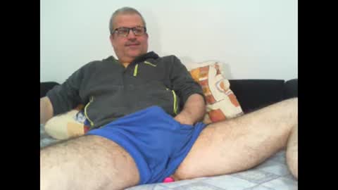 Snapshot of eyes12 chatting on April 15, 2026, 2:07 am GEORGE online show from April 15, 2026, 2:07 am