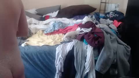 Snapshot of eyeswall0w chatting on October 21, 2025, 3:46 pm eyeswall0w online show from October 21, 2025, 3:46 pm