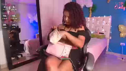 Snapshot of eylend_lisboa_ chatting on March 12, 2026, 1:17 pm eylend_lisboa_ online show from March 12, 2026, 1:17 pm