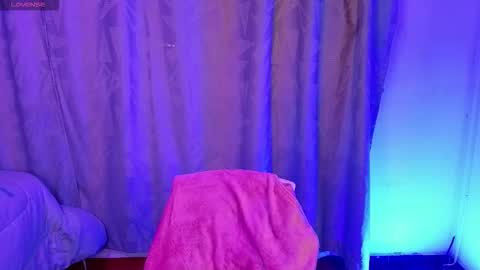 eymmy_24 online show from January 13, 2026, 3:45 am