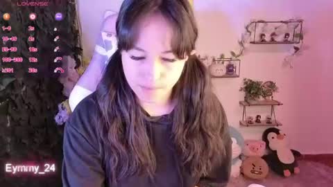 Snapshot of eymmy_24 chatting on July 8, 2026, 1:43 am eymmy_24 online show from July 8, 2026, 1:43 am