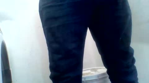 Snapshot of eyyoboobo0 chatting on February 8, 2025, 7:27 pm eyyoboobo0 online show from February 8, 2025, 7:27 pm