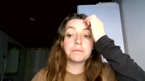 Aimee online show from April 21, 2026, 2:37 am