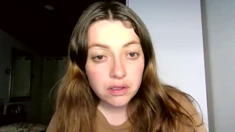 Aimee online show from April 21, 2026, 2:51 am