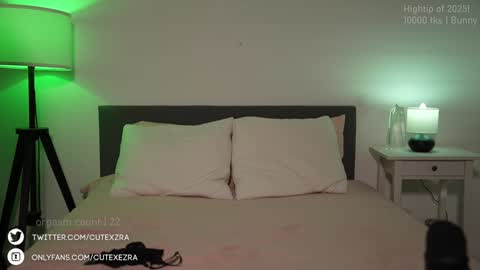 Ezra online show from March 4, 2025, 9:00 pm