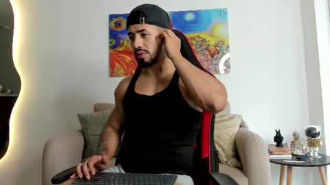 Snapshot of ezzio_scolaro chatting on July 1, 2026, 9:58 pm Ezzio Scolaro online show from July 1, 2026, 9:58 pm