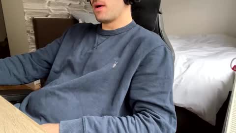 Call me bitch online show from December 25, 2024, 10:50 am