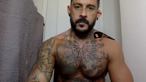 Snapshot of fabianelgalan chatting on December 12, 2024, 1:32 am Fabianelgalan online show from December 12, 2024, 1:32 am